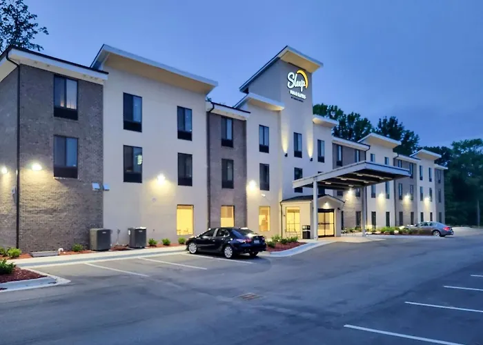 Sleep Inn Greensboro - Coliseum Area